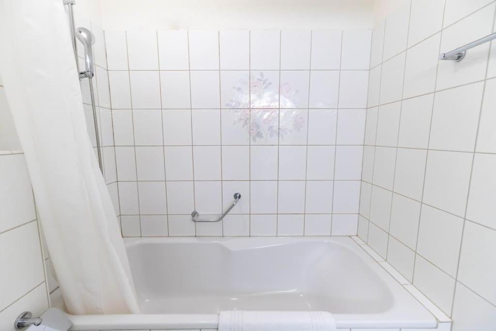 Executive 1 Bedroom Flat, City Center Zurich Exterior photo