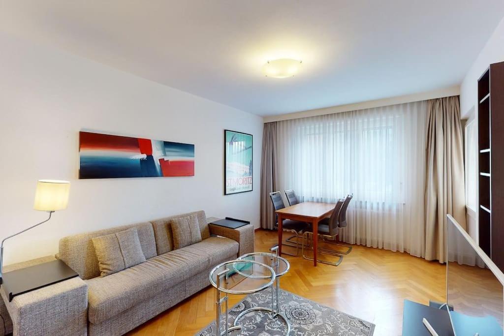 Executive 1 Bedroom Flat, City Center Zurich Exterior photo