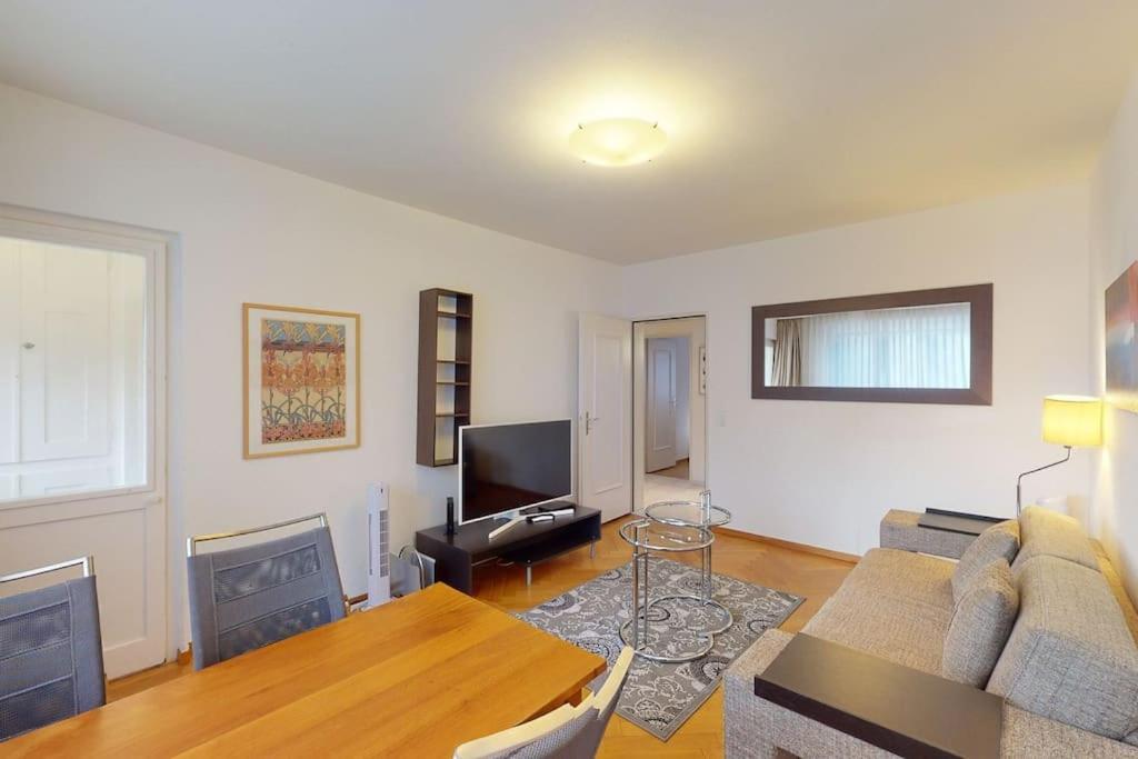 Executive 1 Bedroom Flat, City Center Zurich Exterior photo
